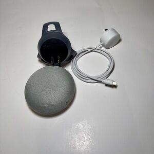 Google Nest Mini 2nd Gen Smart Speaker Gray PowerClip 360 Mount Power Cord